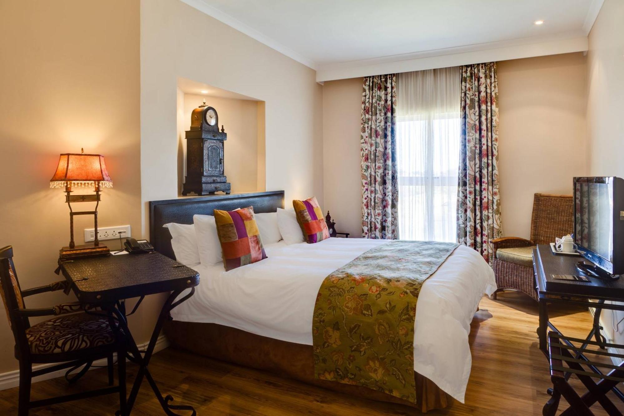 Protea Hotel By Marriott Кимберли Экстерьер фото